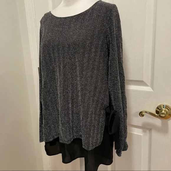 Karen Kane Metallic Layered Side Tie Long Sleeve Blouse Top M - Picture 3 of 10